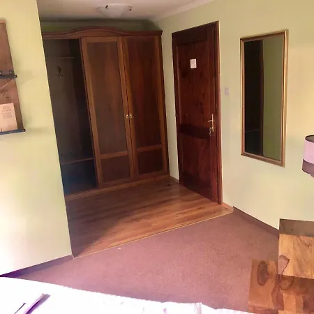 Casa de hóspedes Karám és Lakásétterem 4*