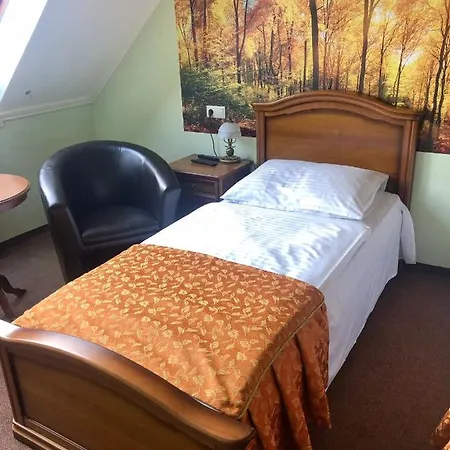 Karám és Lakásétterem