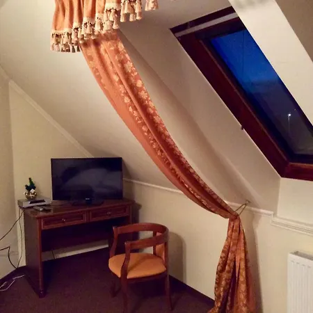 Karám és Lakásétterem Nagybajcs